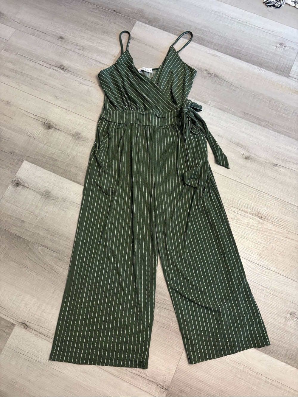 Kaileigh Olive Green Stripe Wrap Jumpsuit Wide Leg Tie Waist Pockets Medium